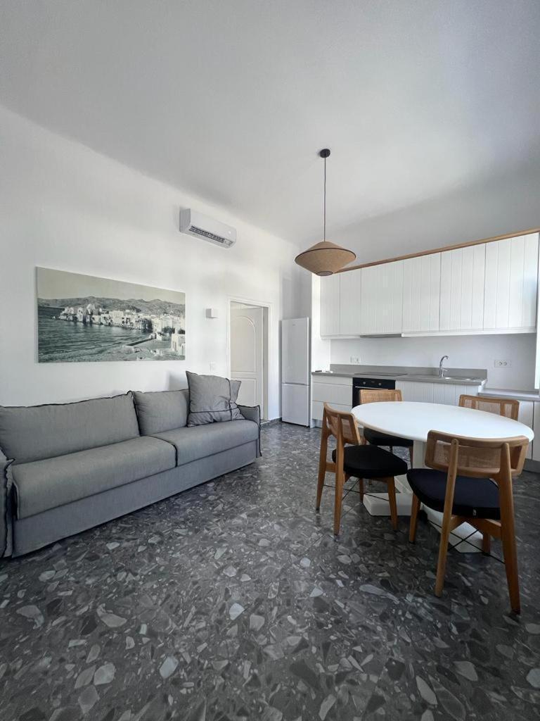 Kostantis Town Suites Mykonos Town Buitenkant foto